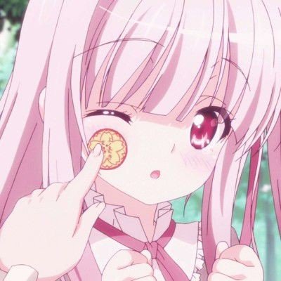 女子称误把外卖中创可贴当豆皮咀嚼